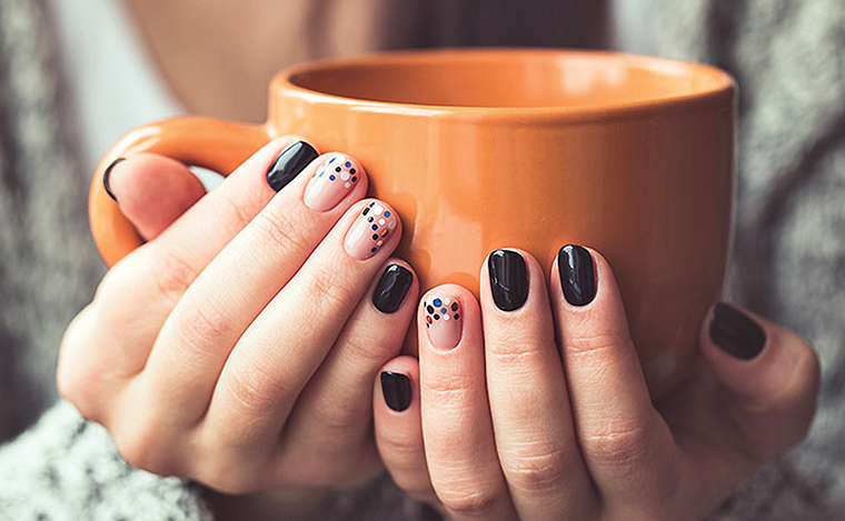 Nail Art Hacks: Making It More Tempting